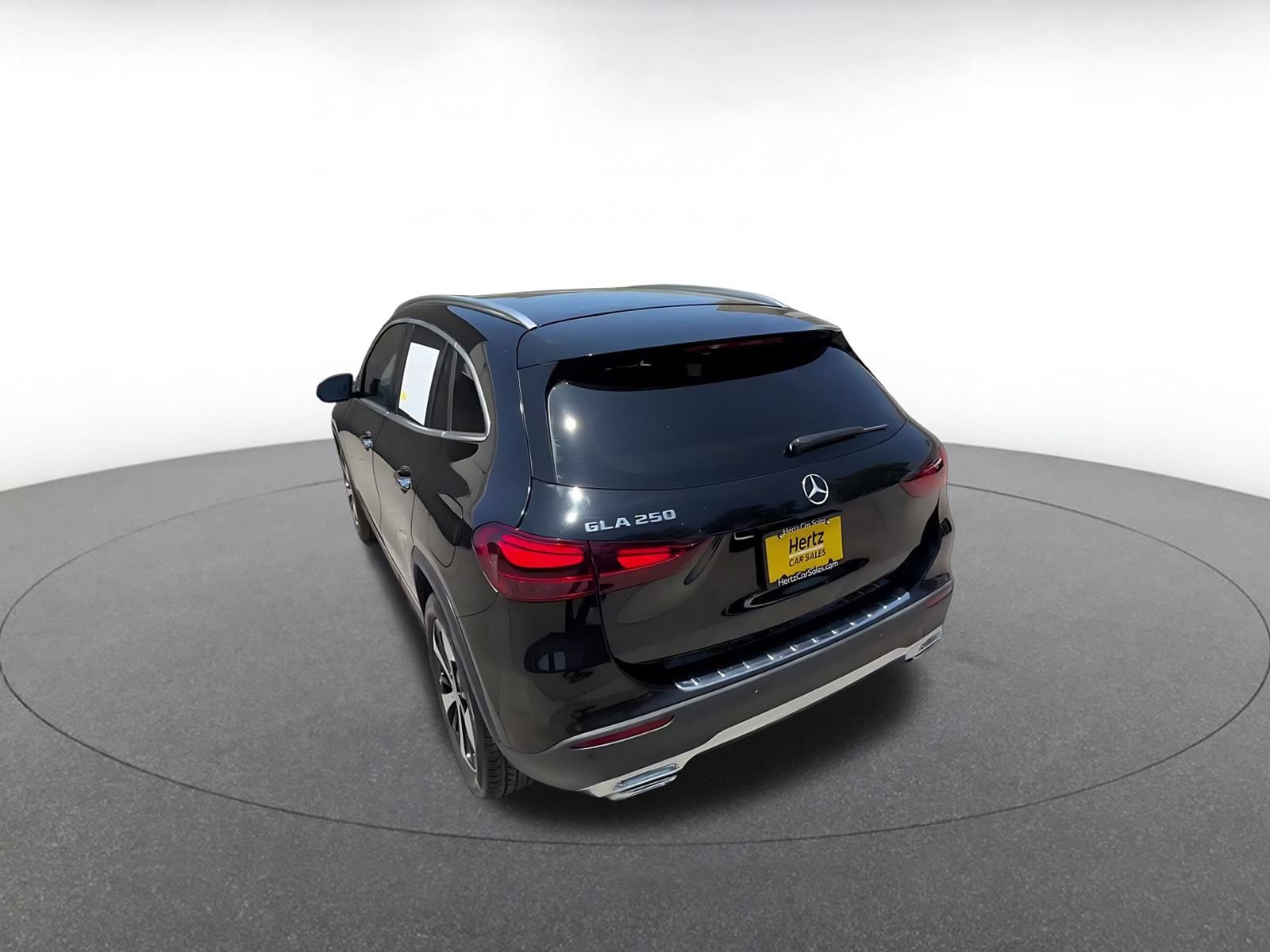 Thumbnail: 2025 Mercedes-Benz GLA - 10
