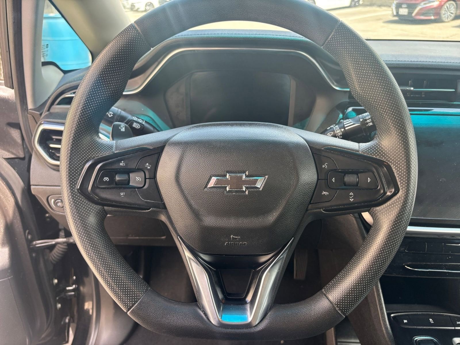 Thumbnail: 2023 Chevrolet Bolt EV - 32