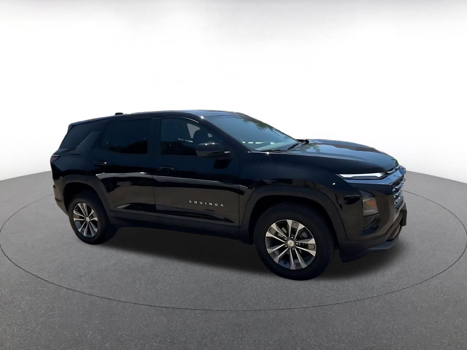 Thumbnail: 2025 Chevrolet Equinox - 2