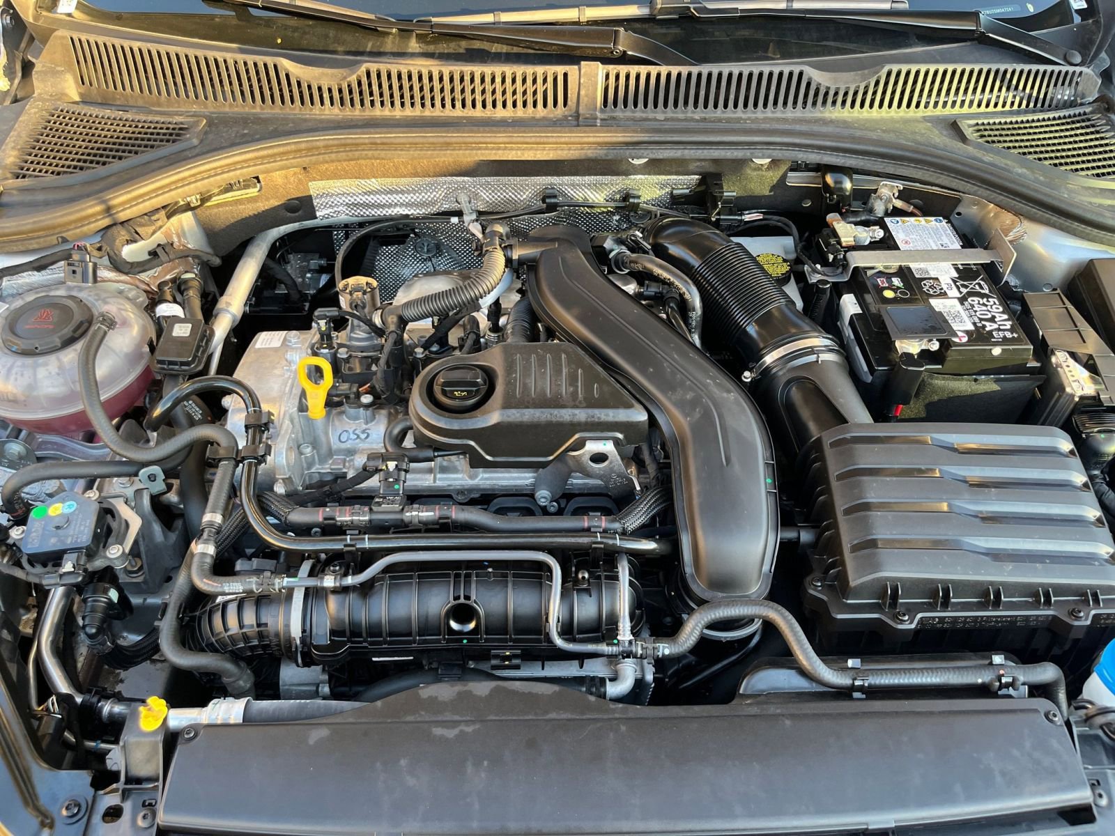 Thumbnail: 2025 Volkswagen Jetta - 34