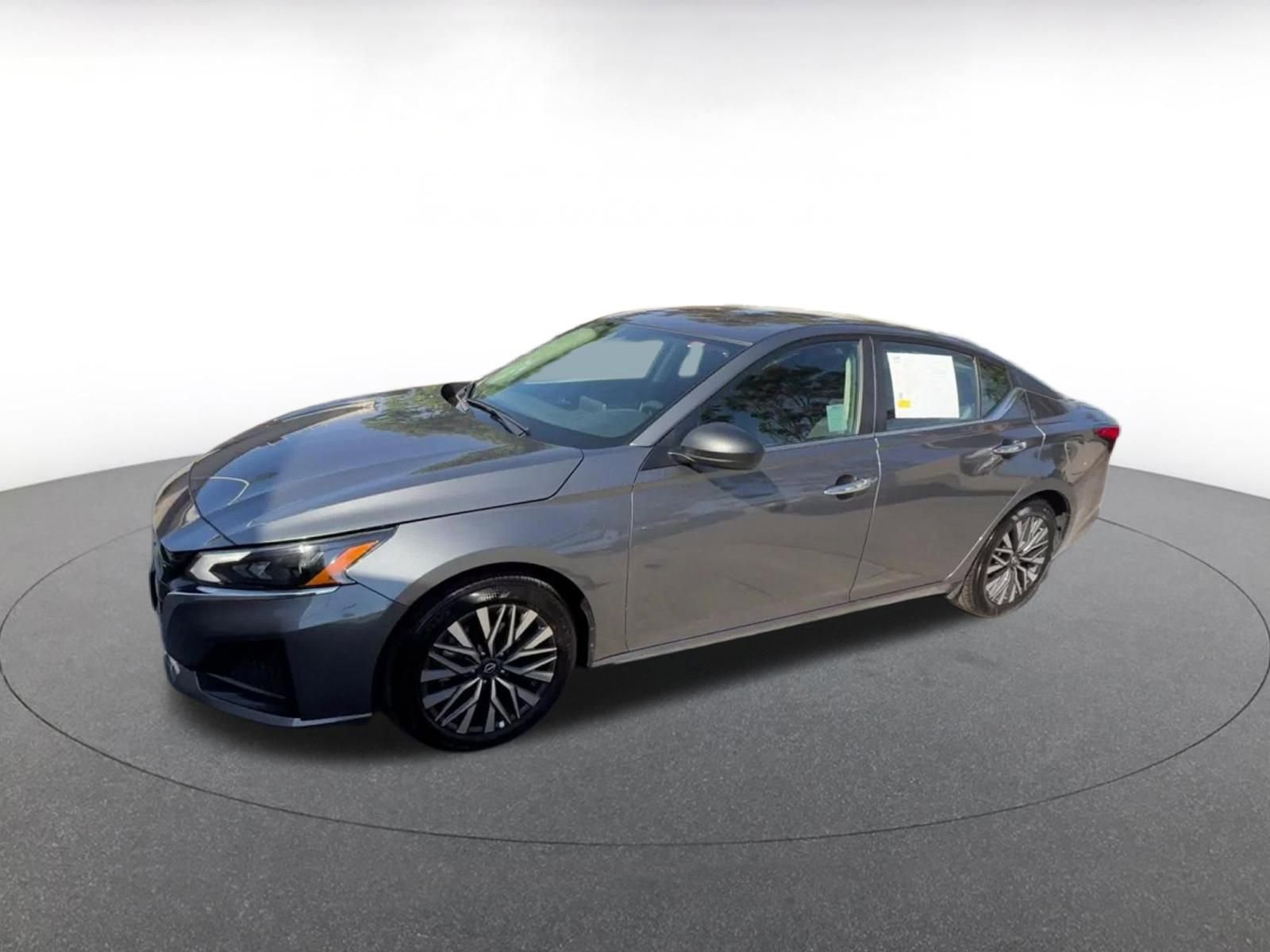Thumbnail: 2025 Nissan Altima - 8