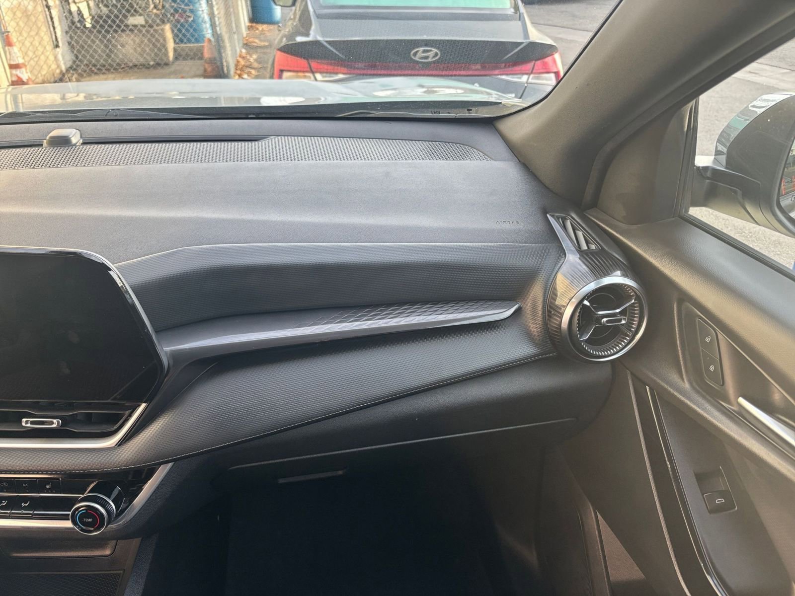 Thumbnail: 2025 Chevrolet Equinox - 35