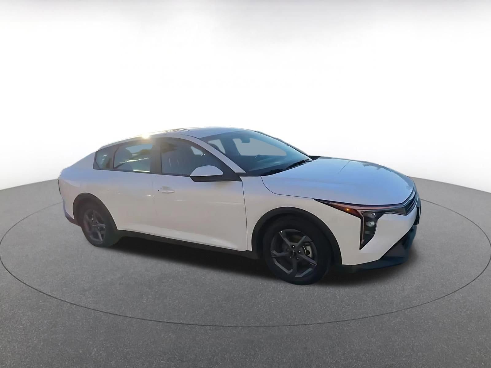 Thumbnail: 2025 Kia K4 - 2