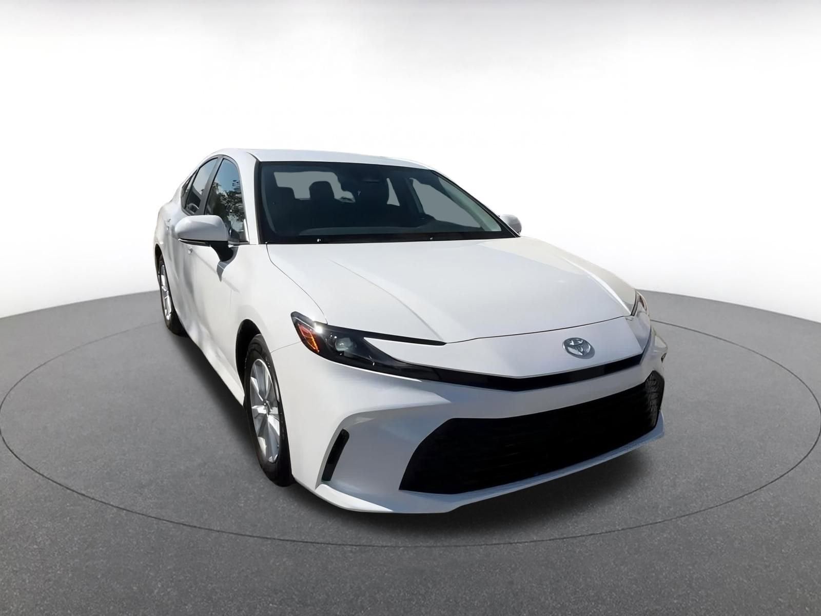 Thumbnail: 2025 Toyota Camry - 3