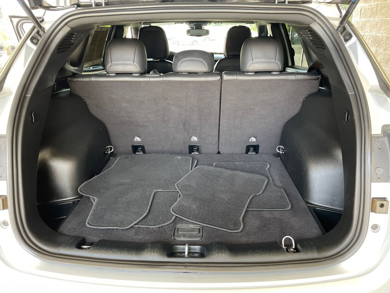 Thumbnail: 2025 Jeep Compass - 32