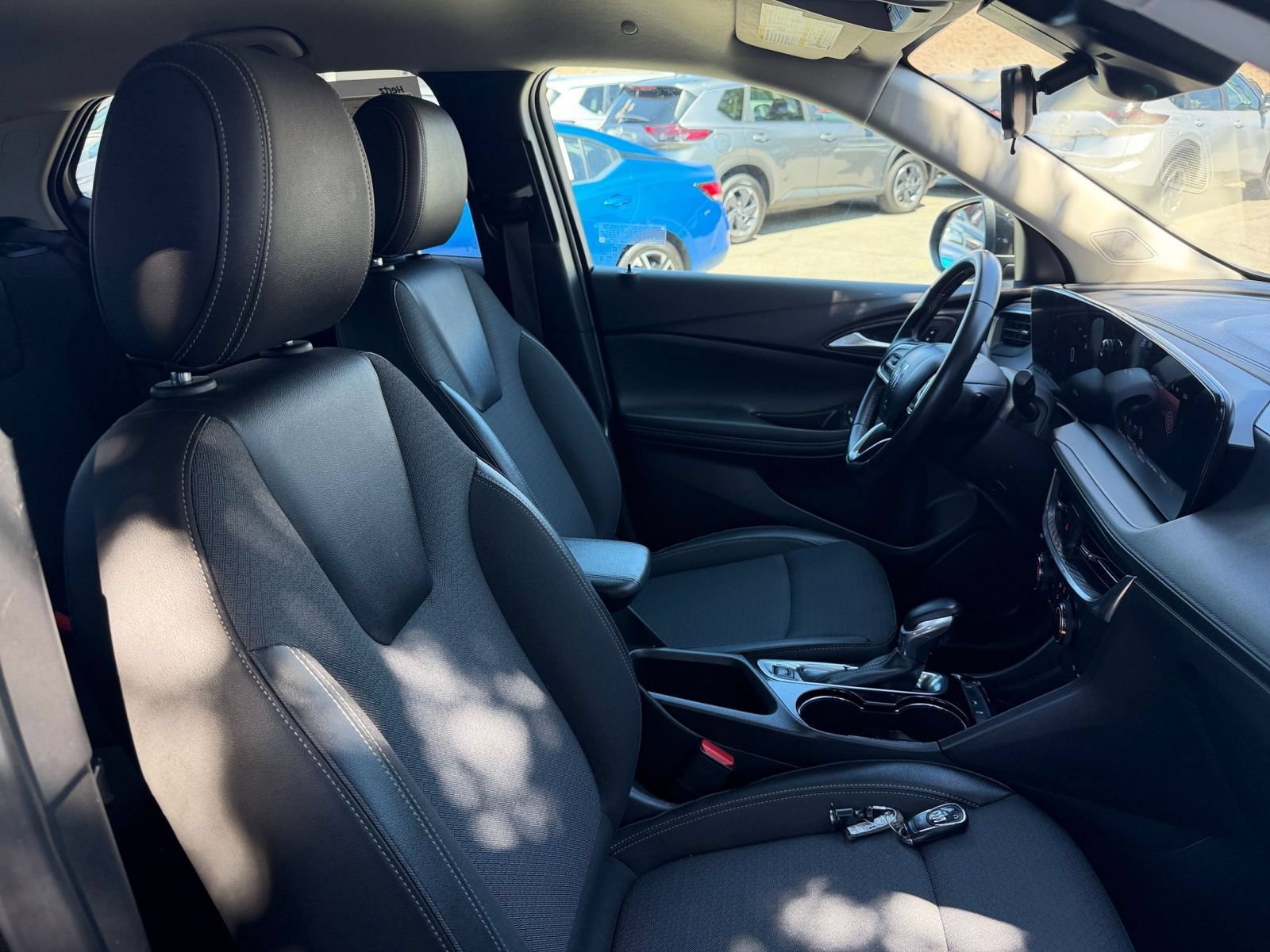 Thumbnail: 2025 Buick Encore GX - 35