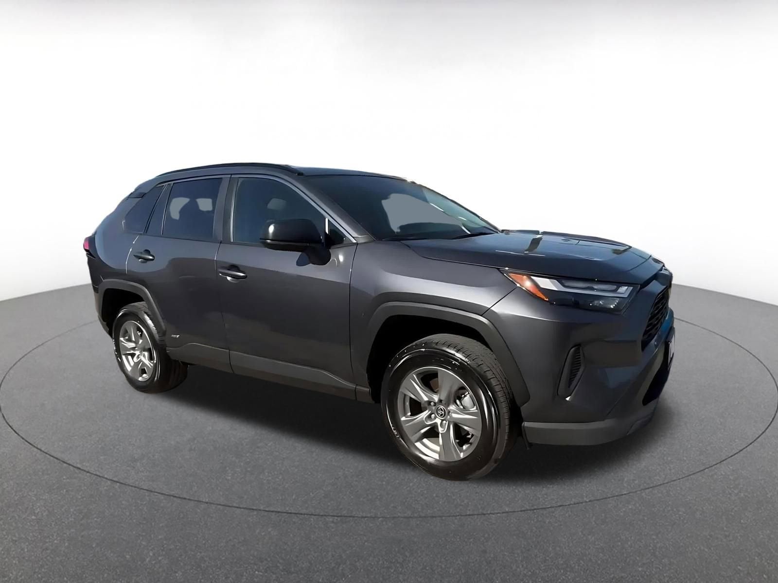 Thumbnail: 2025 Toyota RAV4 - 2