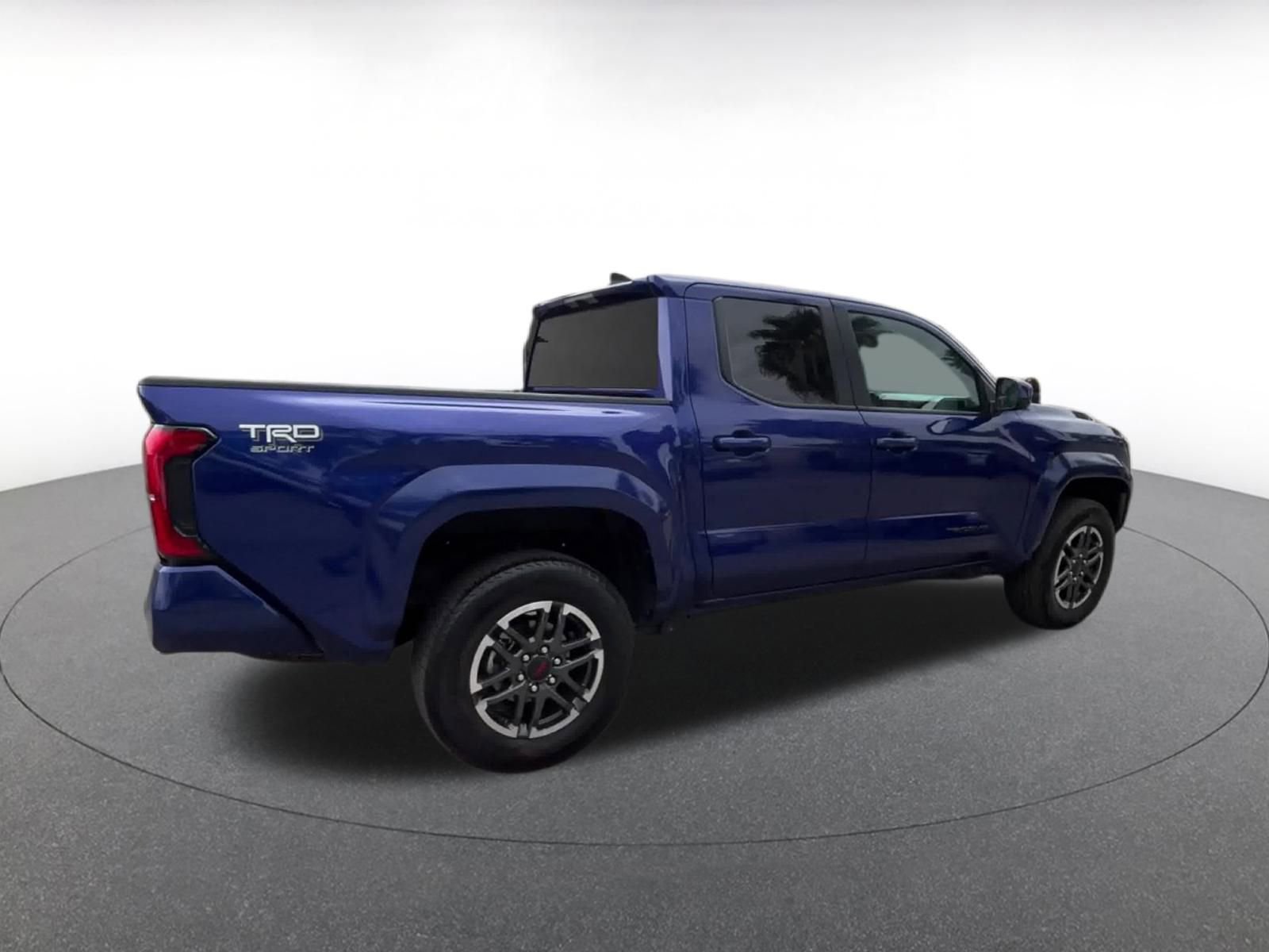 Thumbnail: 2024 Toyota Tacoma - 15