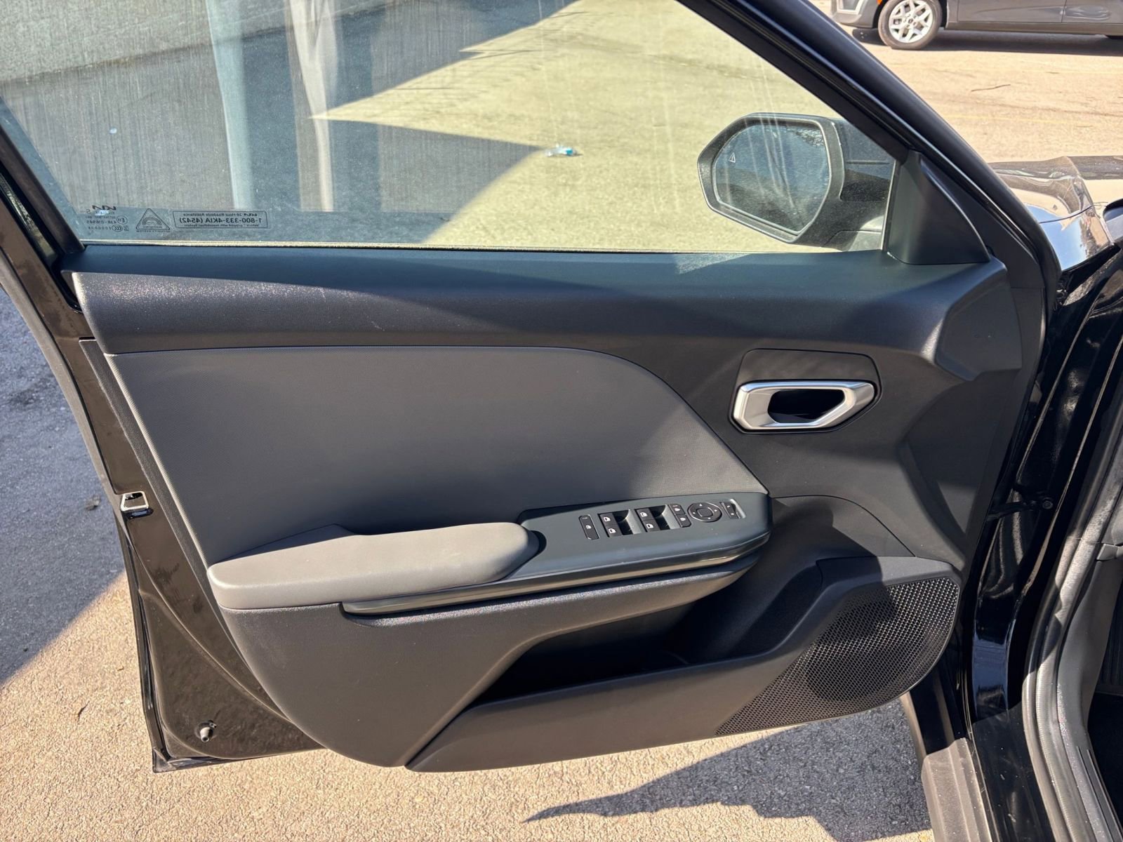 Thumbnail: 2025 Kia K4 - 18