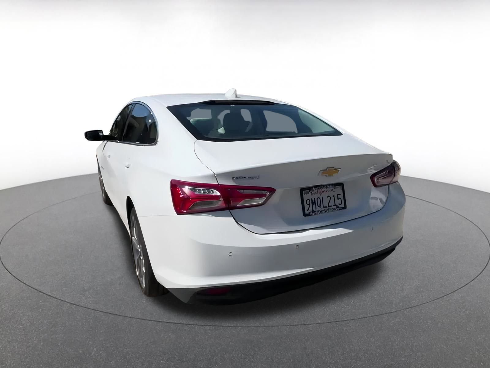 Thumbnail: 2024 Chevrolet Malibu - 11