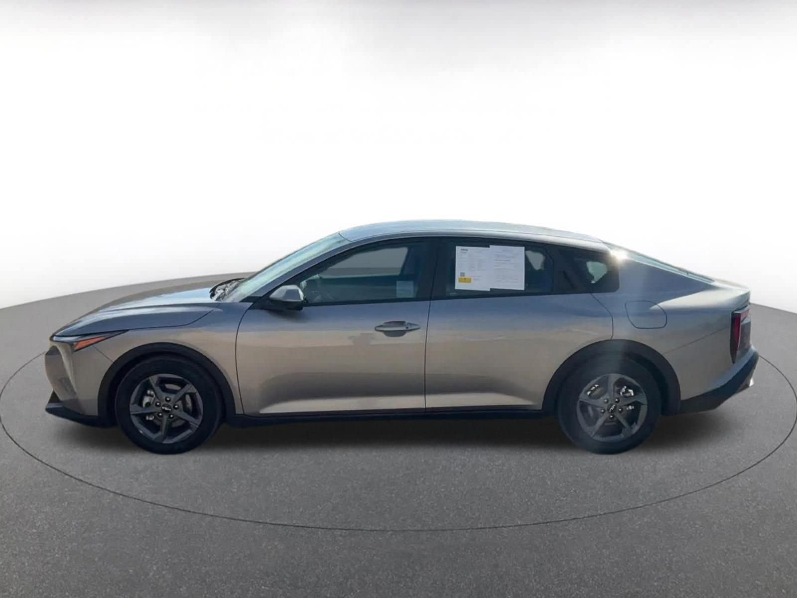 Thumbnail: 2025 Kia K4 - 9