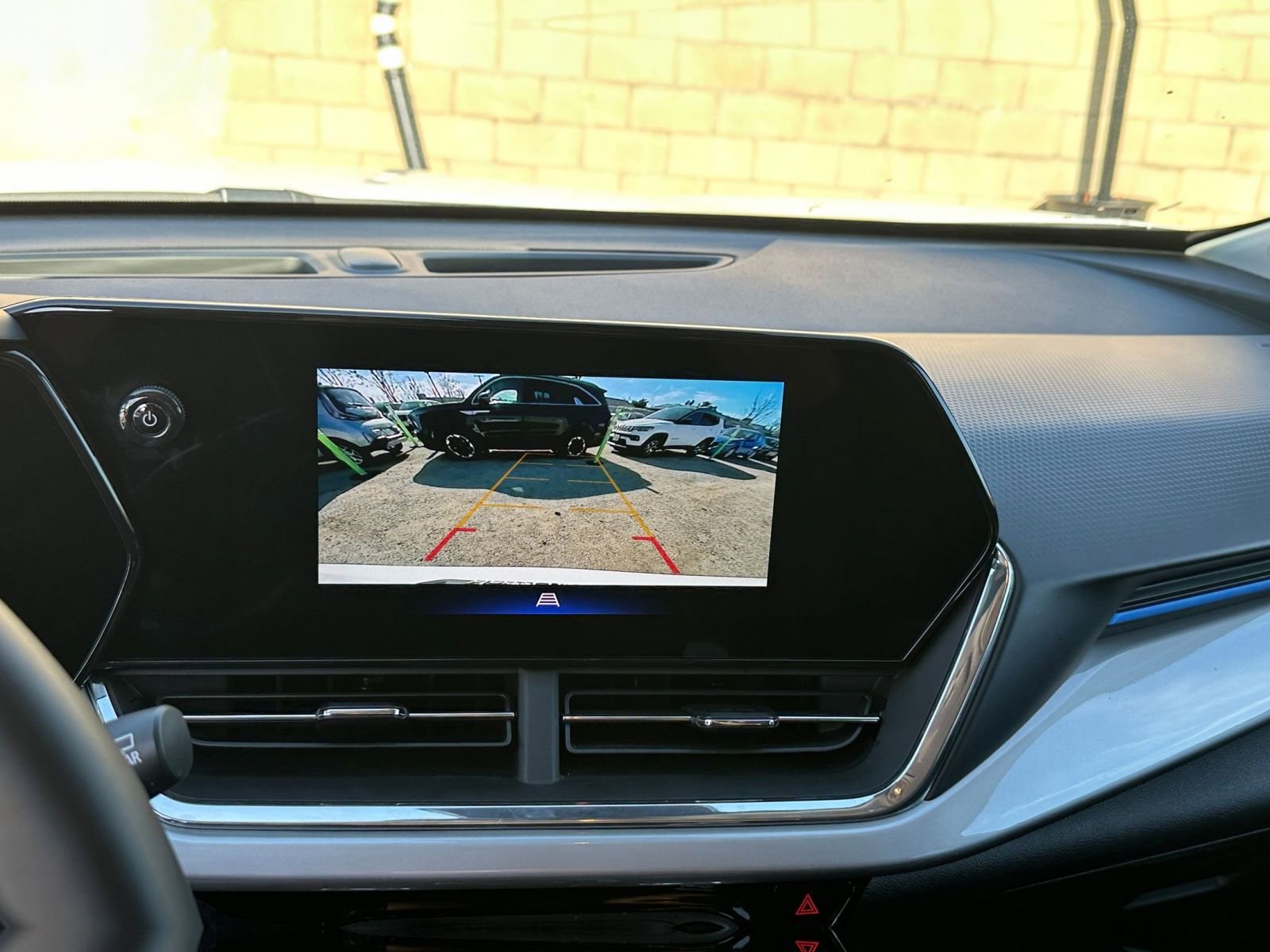 Thumbnail: 2025 Chevrolet Trax - 22