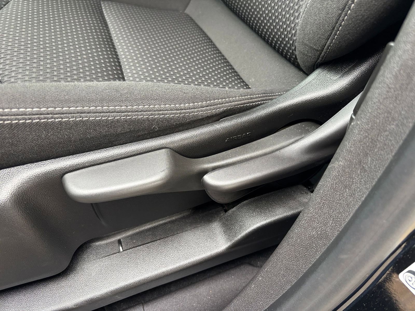 Thumbnail: 2024 GMC Terrain - 23