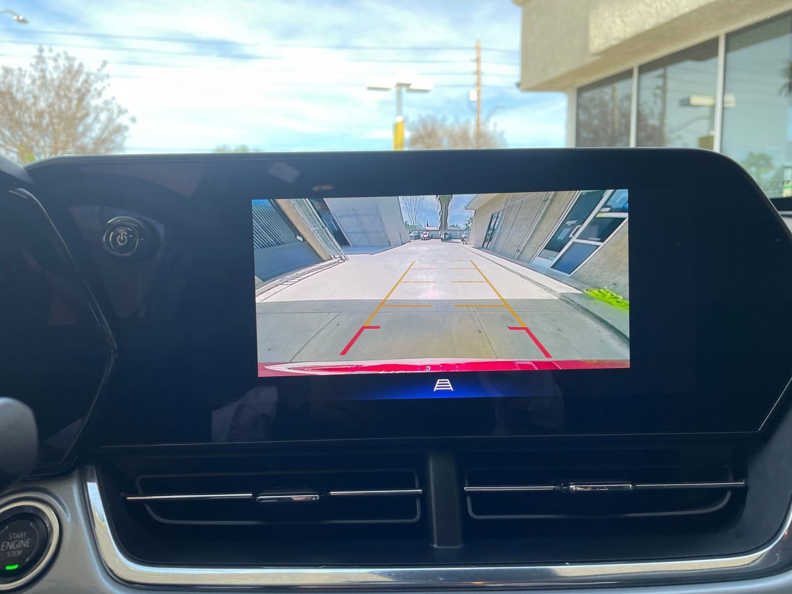 Thumbnail: 2025 Chevrolet Trax - 22