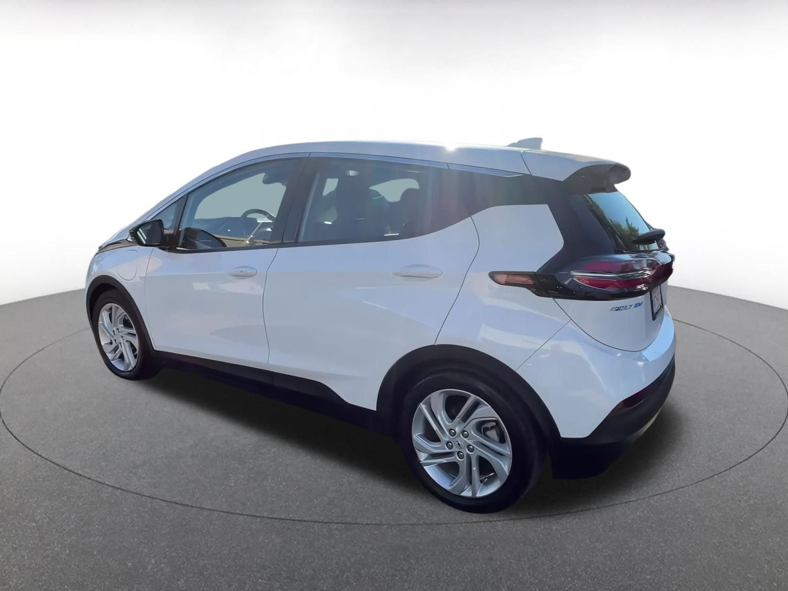 Thumbnail: 2023 Chevrolet Bolt EV - 10