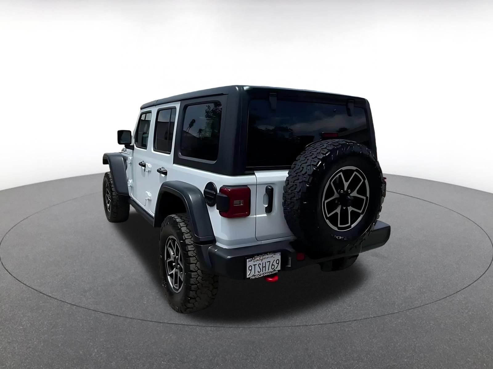 Thumbnail: 2025 Jeep Wrangler - 10