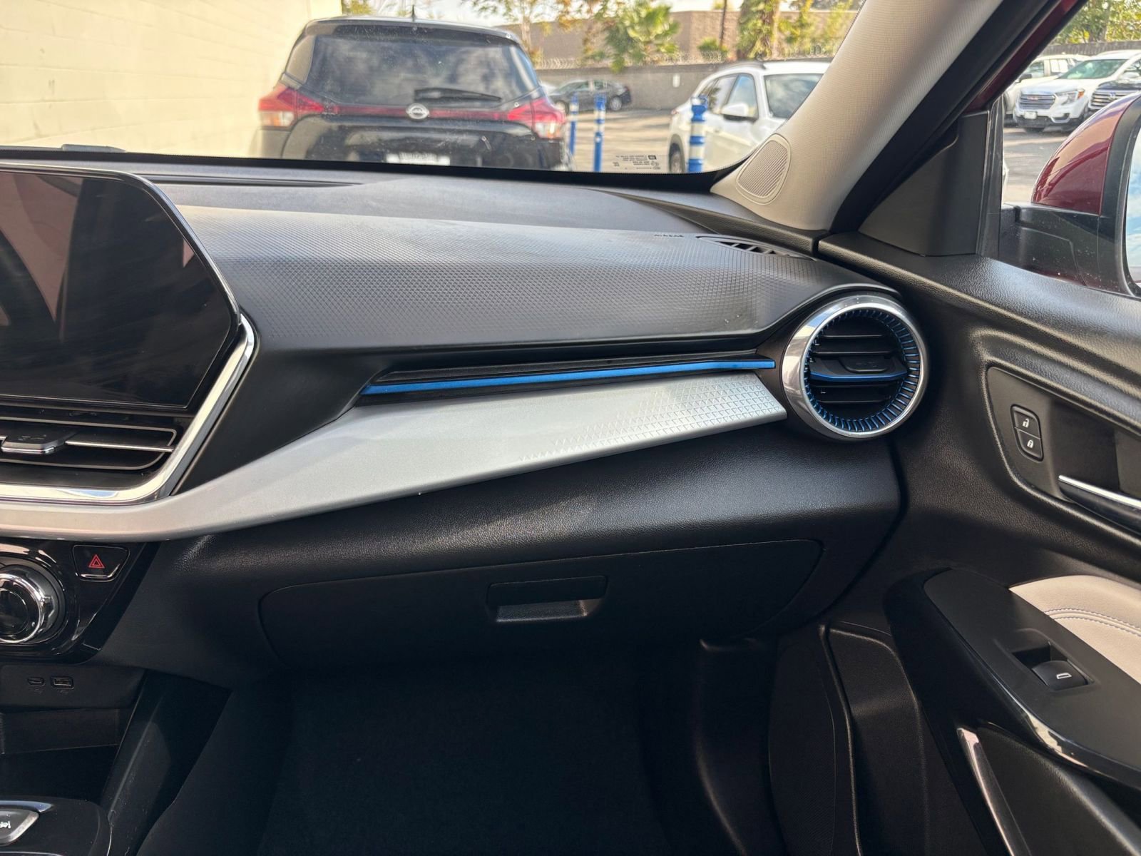 Thumbnail: 2025 Chevrolet Trax - 35