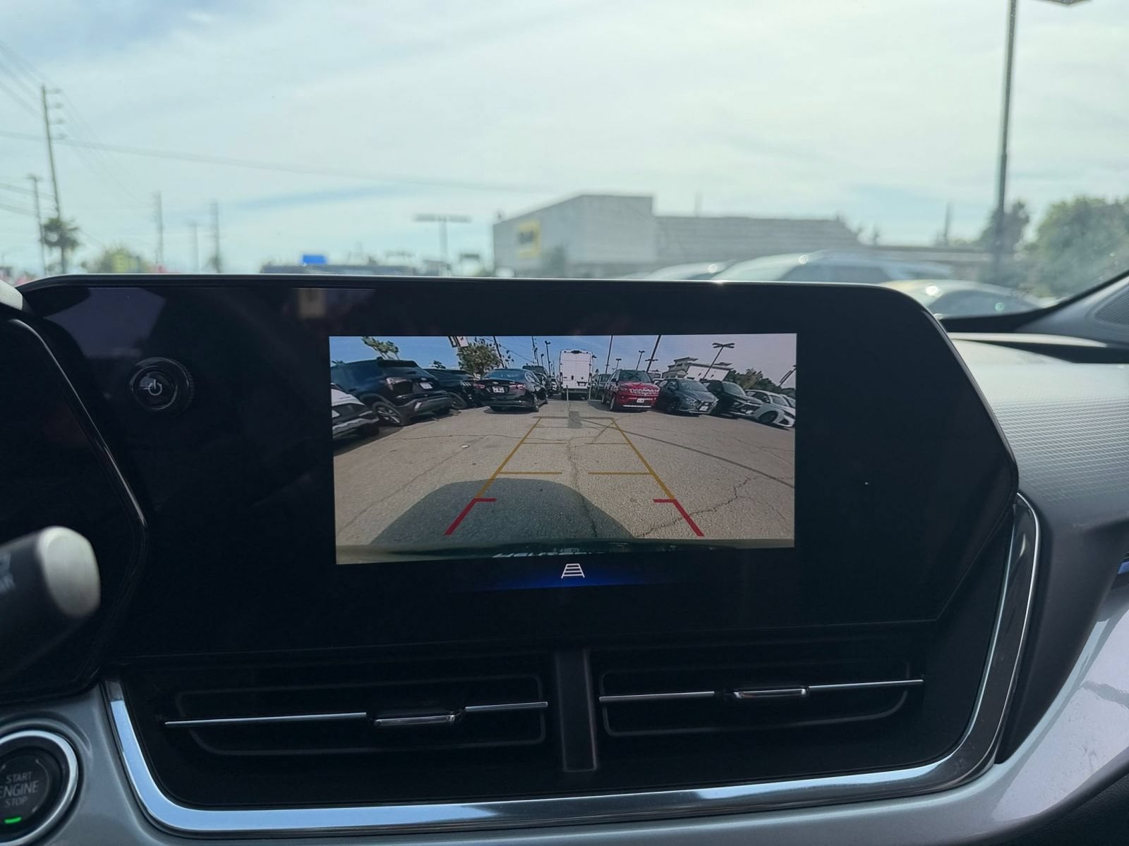 Thumbnail: 2025 Chevrolet Trax - 22