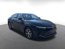 2025 Toyota Crown XLE -
                  Riverside, CA