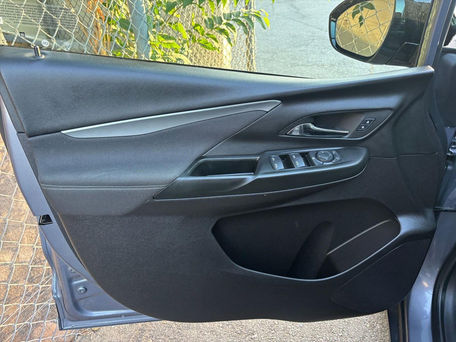 Thumbnail: 2023 Chevrolet Bolt EV - 24