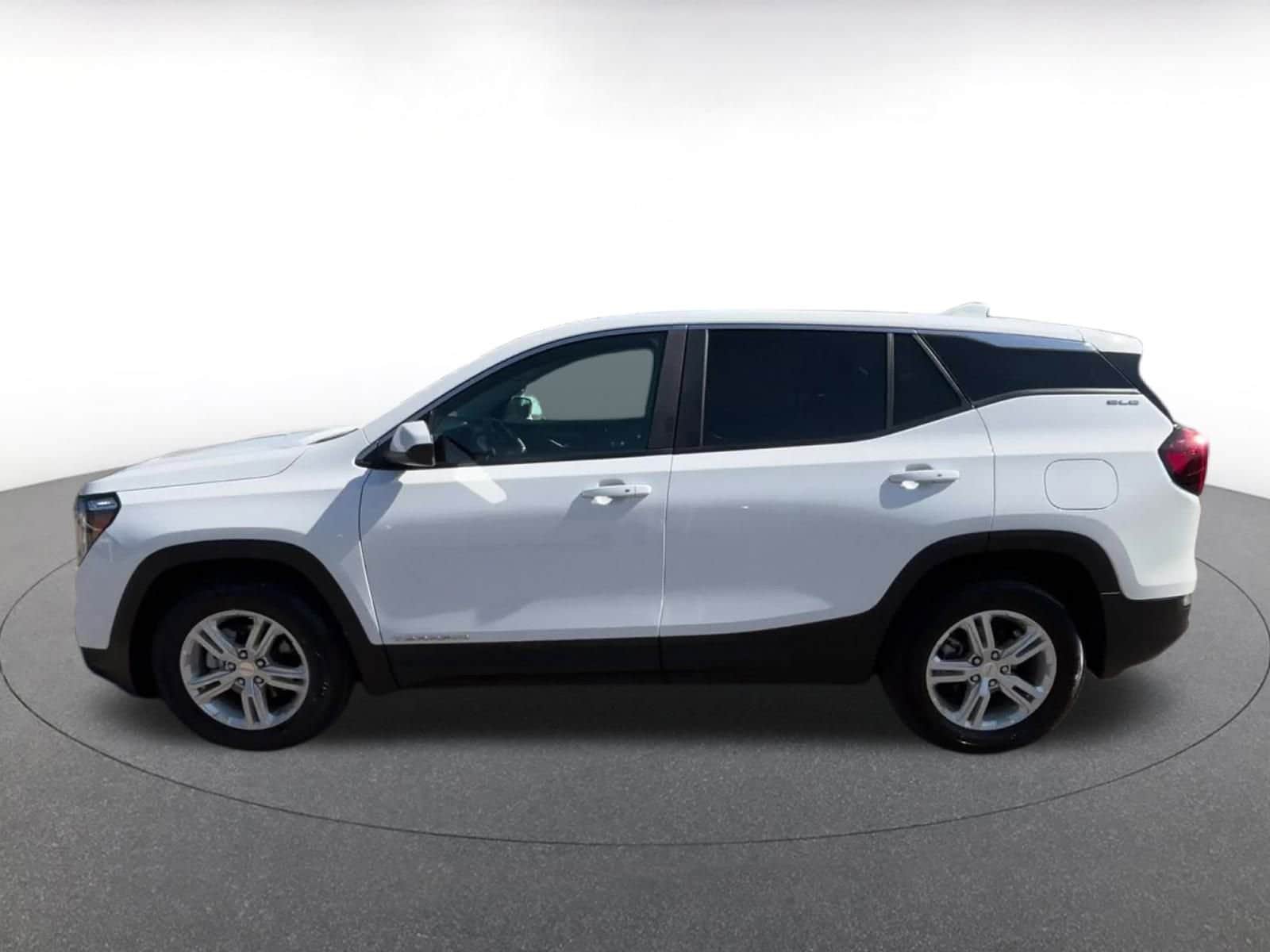 Thumbnail: 2024 GMC Terrain - 9