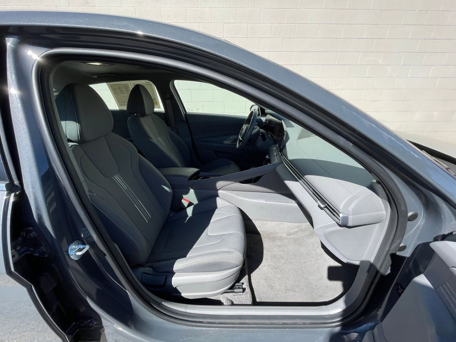 Thumbnail: 2025 Hyundai Elantra - 27