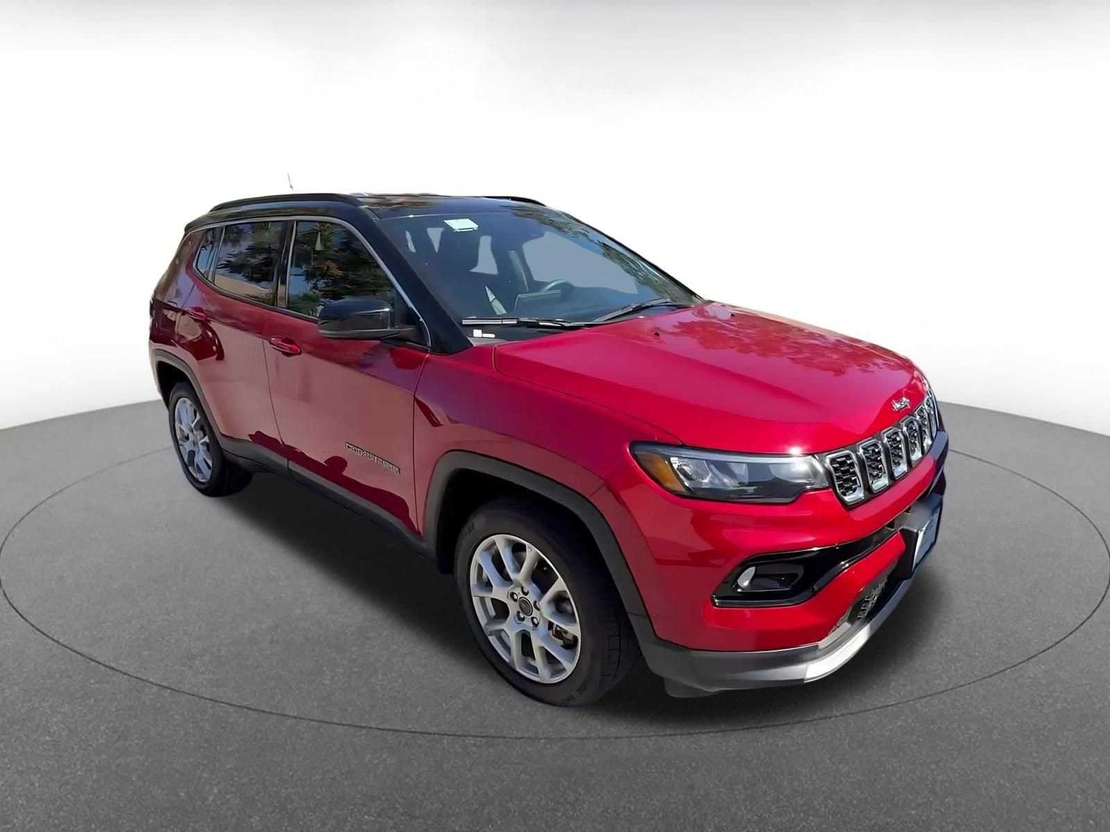 Thumbnail: 2025 Jeep Compass - 2