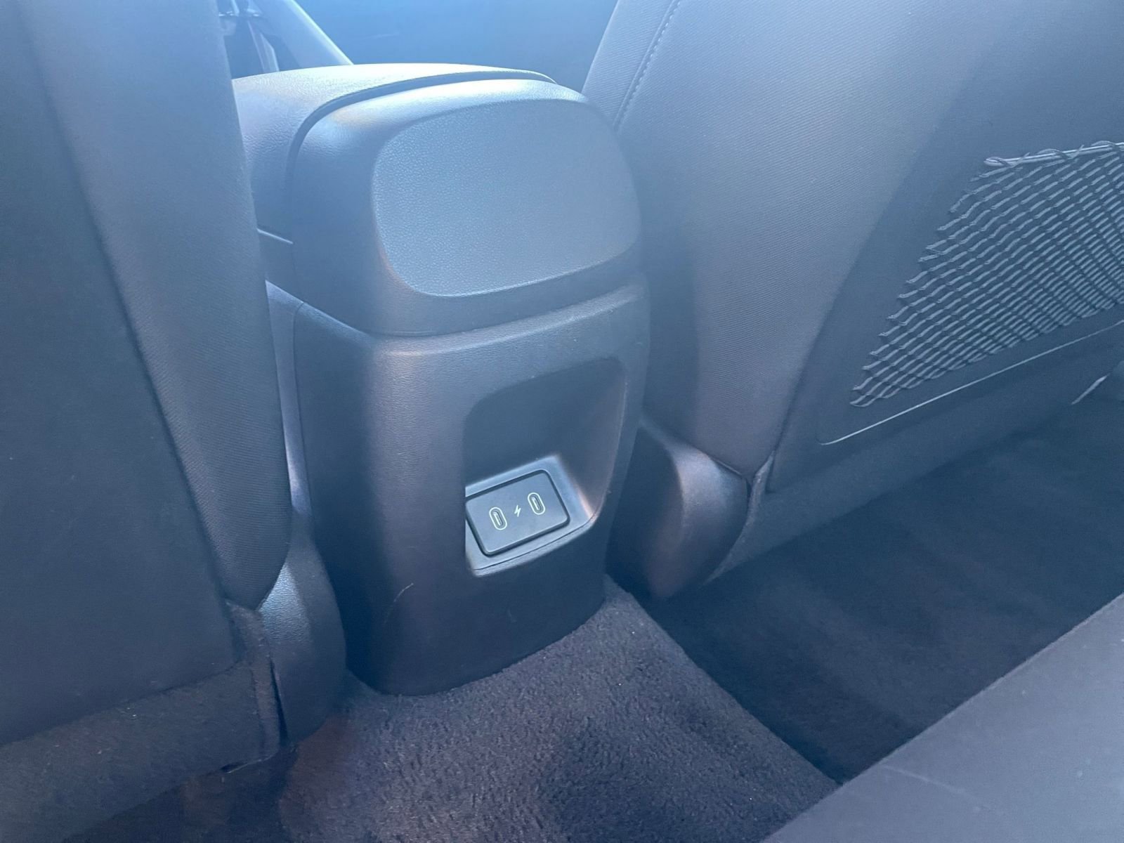 Thumbnail: 2025 Hyundai Elantra - 23