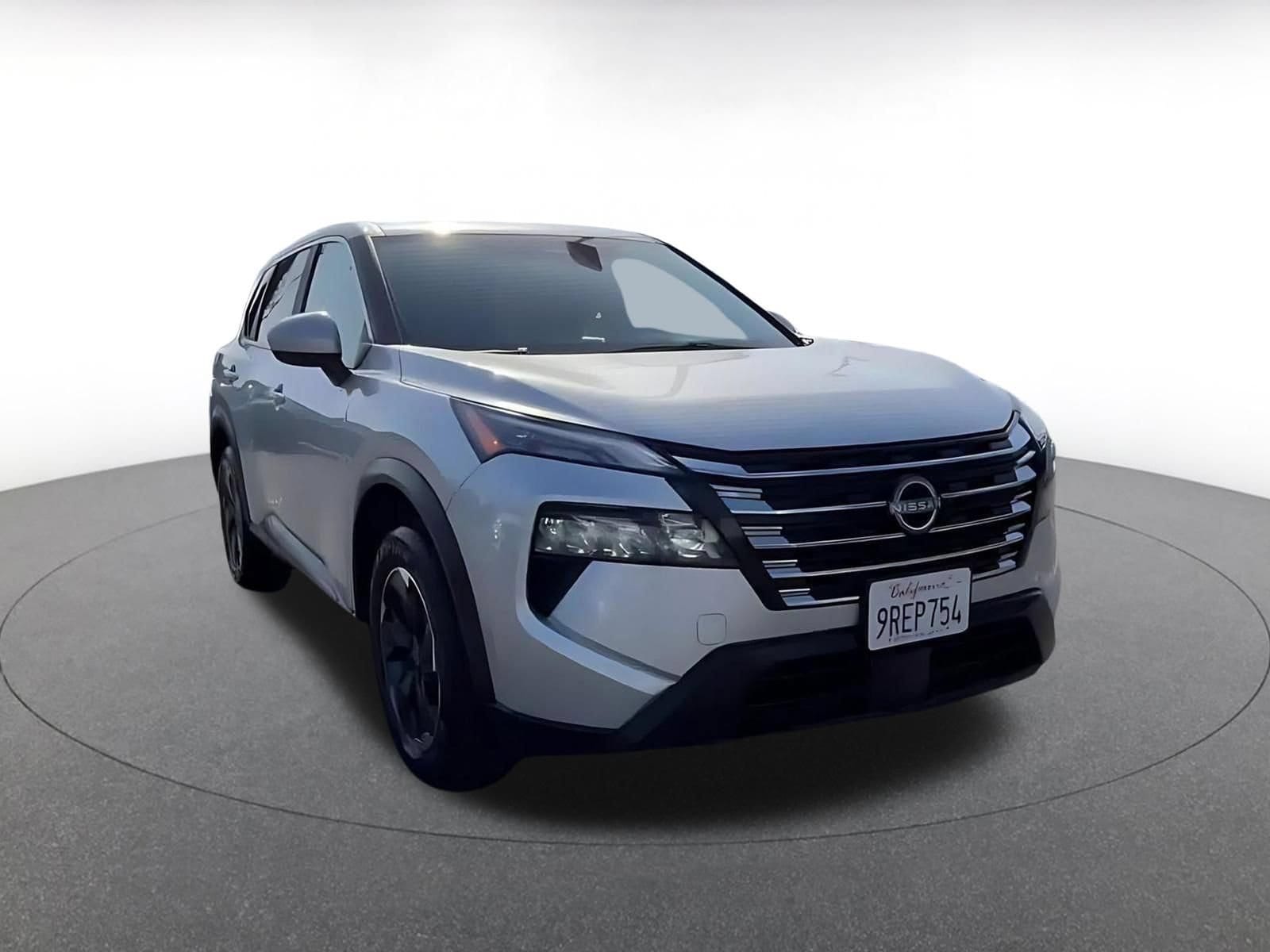 Thumbnail: 2025 Nissan Rogue - 3