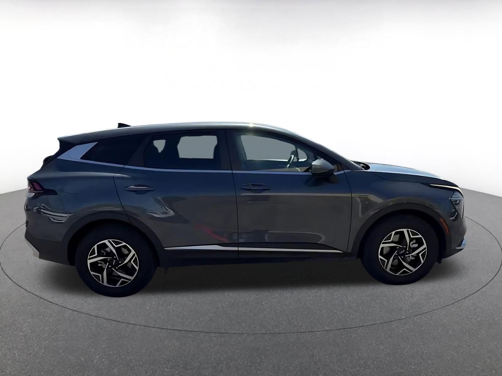 Thumbnail: 2025 Kia Sportage - 16