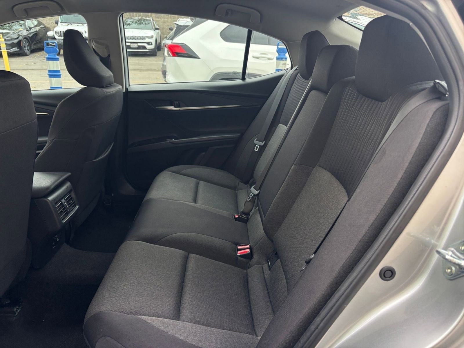 Thumbnail: 2025 Toyota Camry - 25