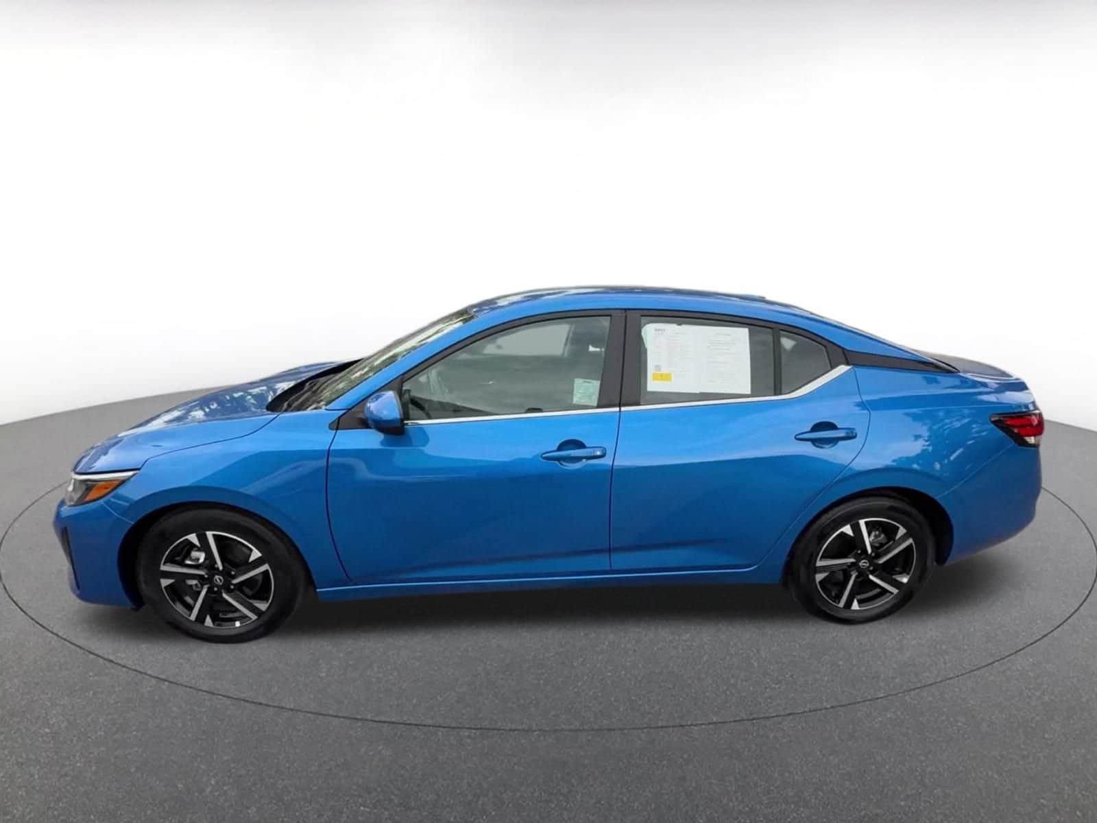 Thumbnail: 2025 Nissan Sentra - 9