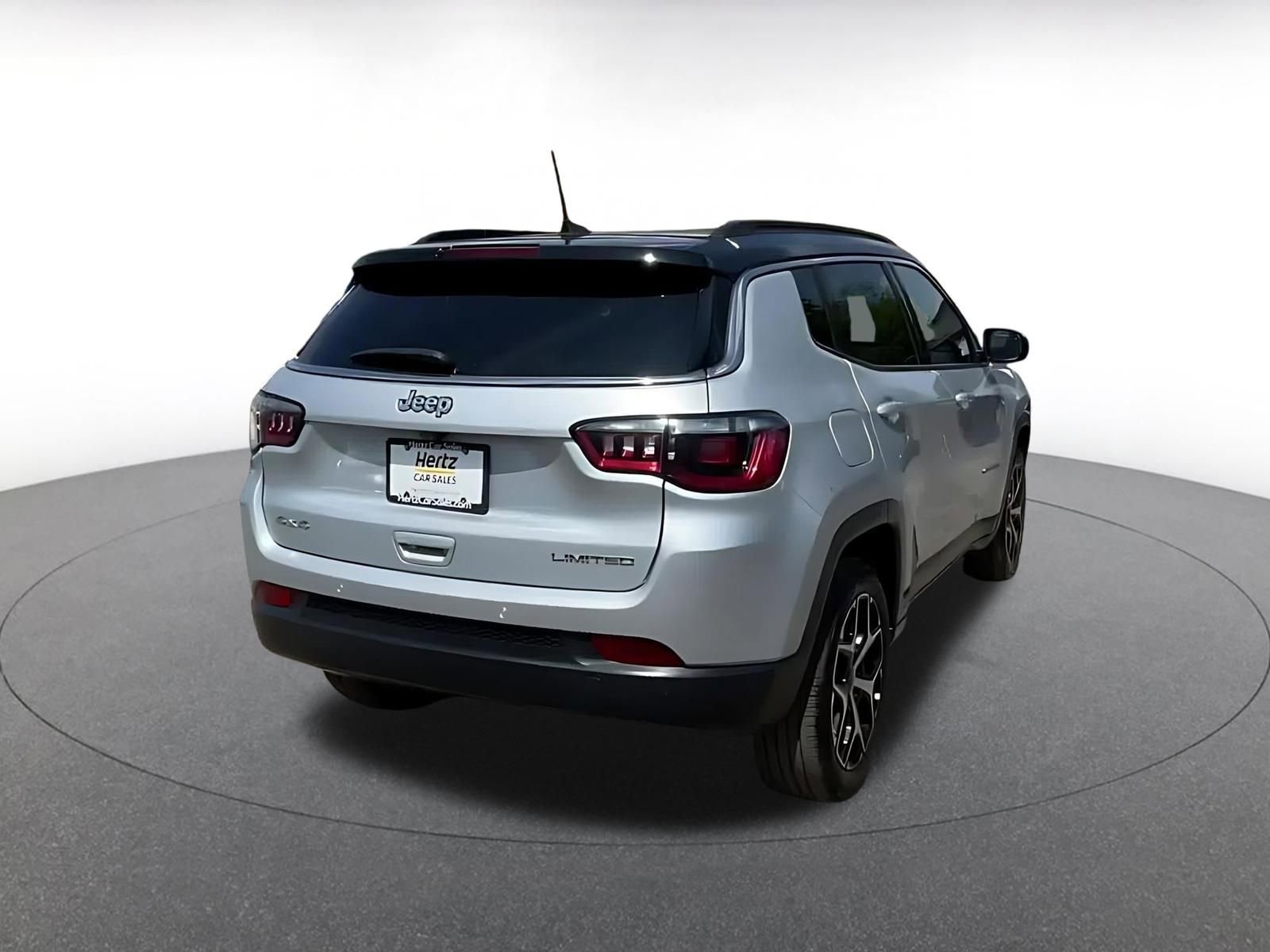 Thumbnail: 2025 Jeep Compass - 14