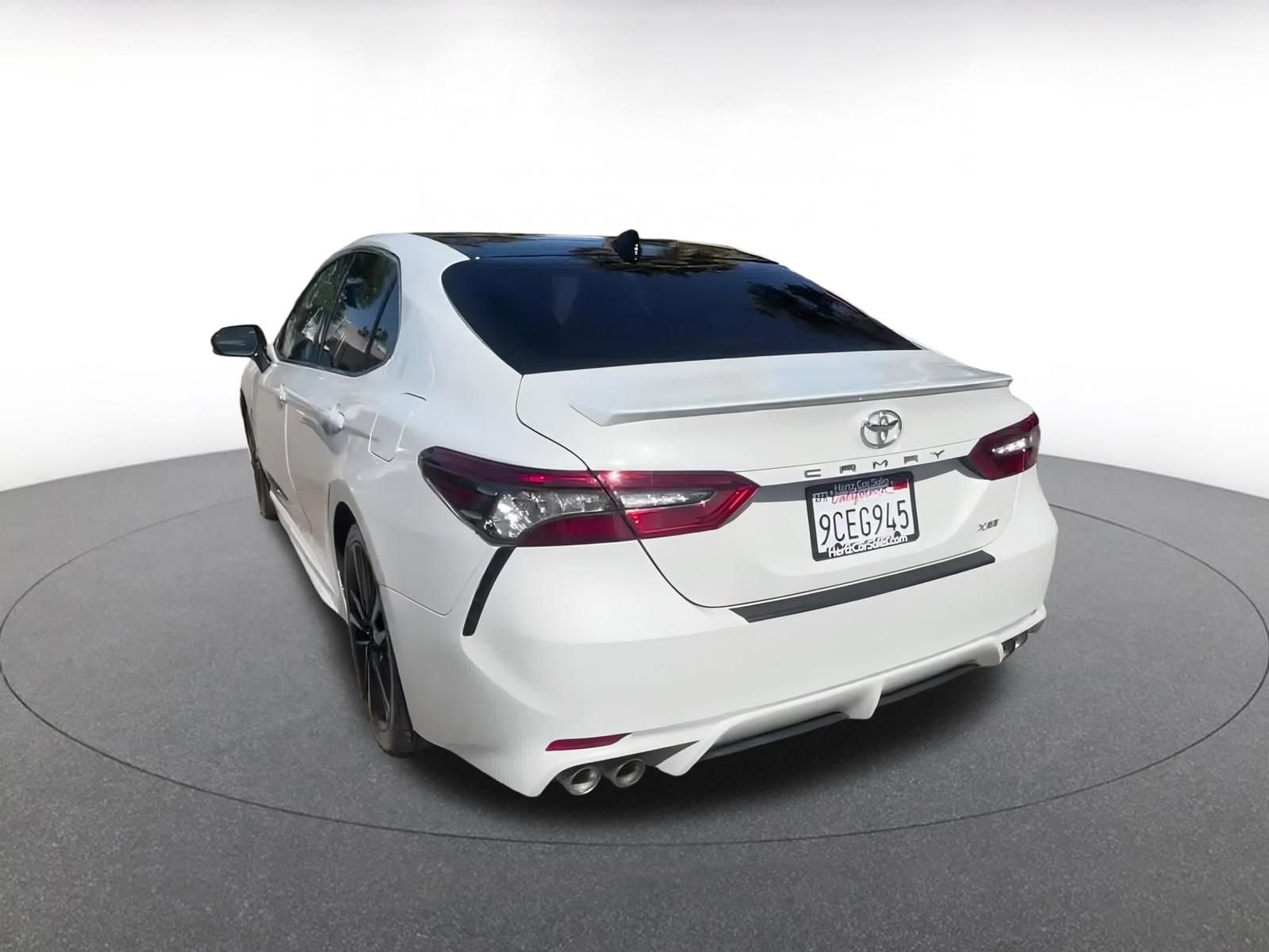 Thumbnail: 2022 Toyota Camry - 11
