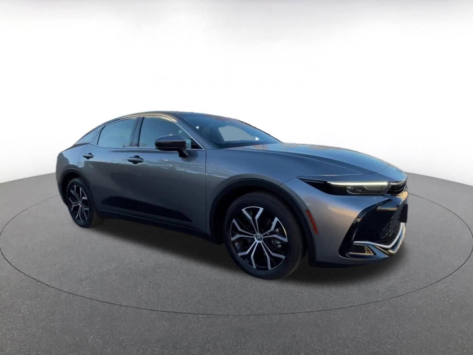 Thumbnail: 2025 Toyota Crown - 2