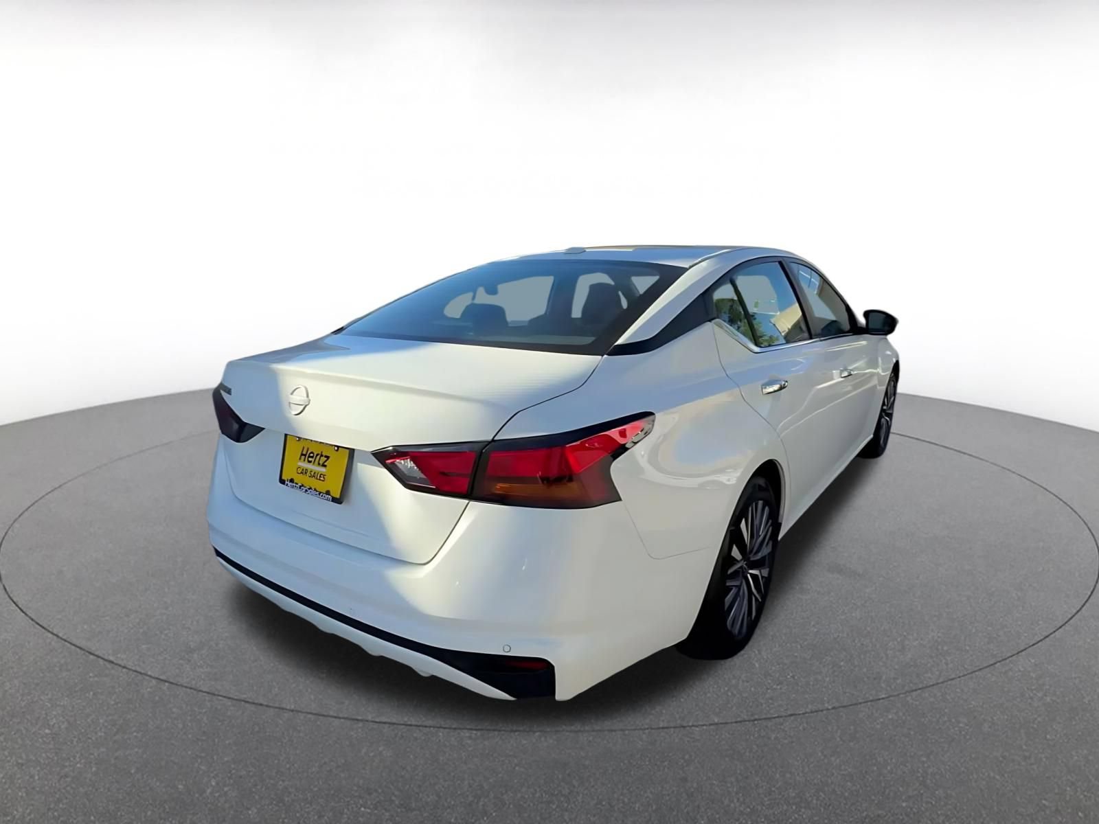 Thumbnail: 2025 Nissan Altima - 10
