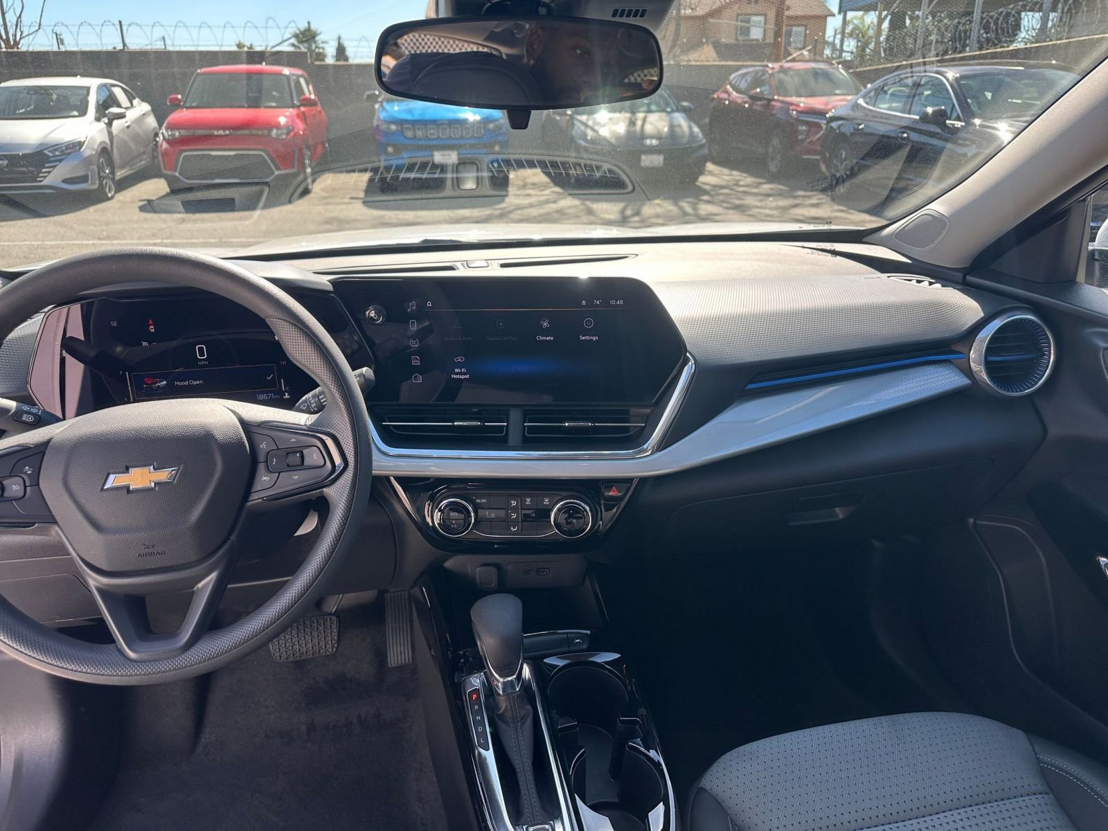 Thumbnail: 2025 Chevrolet Trax - 32