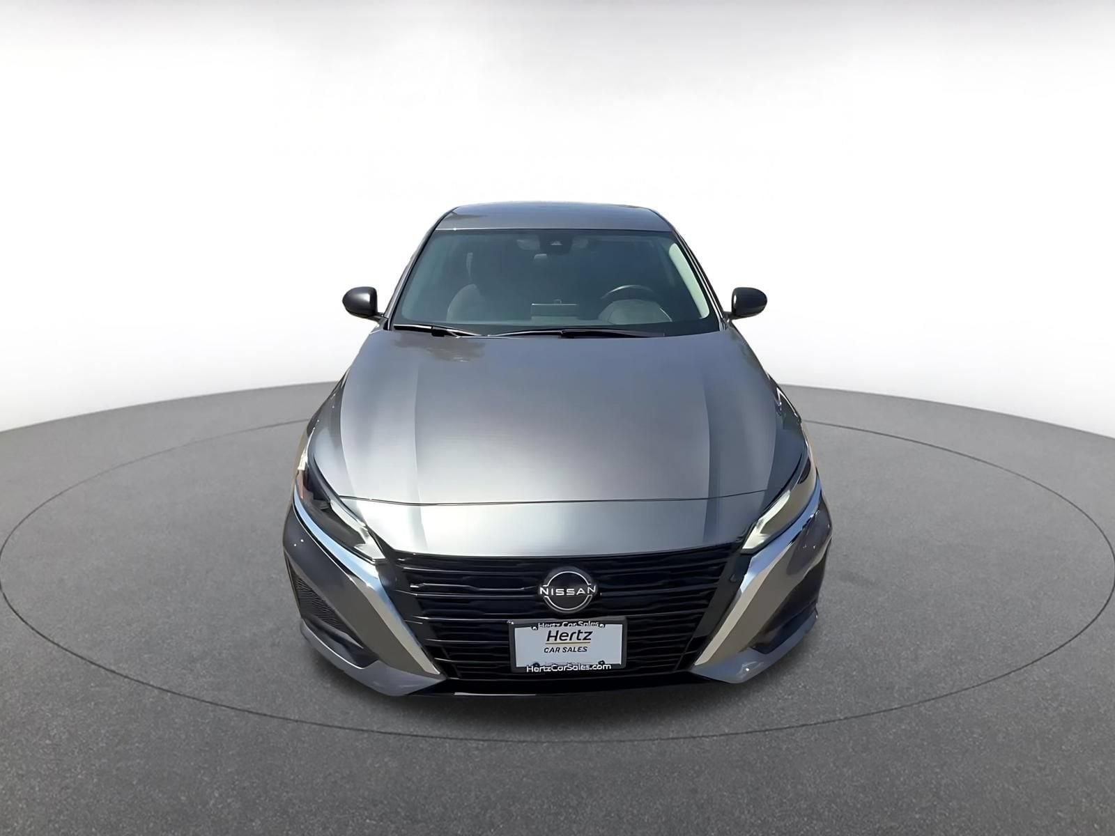 Thumbnail: 2025 Nissan Altima - 4