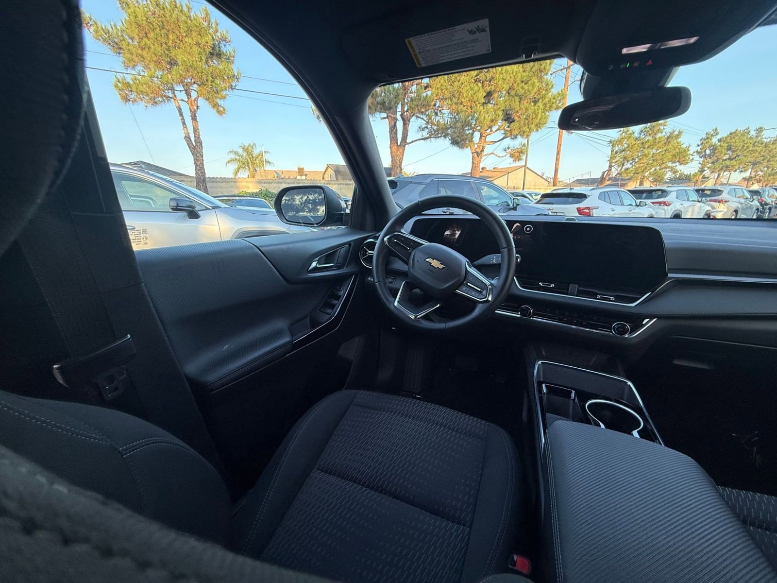 Thumbnail: 2025 Chevrolet Equinox - 30