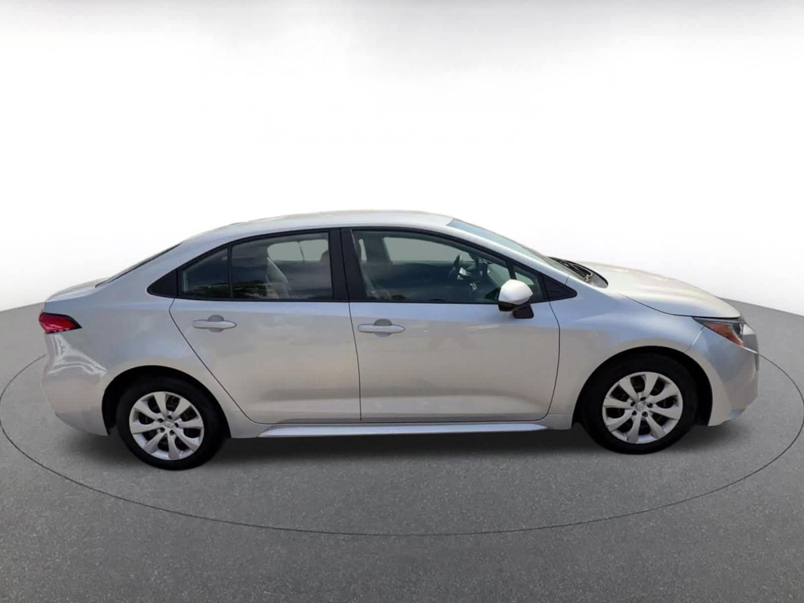 Thumbnail: 2025 Toyota Corolla - 16