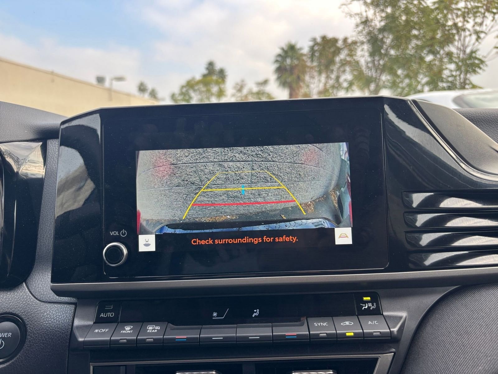 Thumbnail: 2025 Toyota Camry - 17