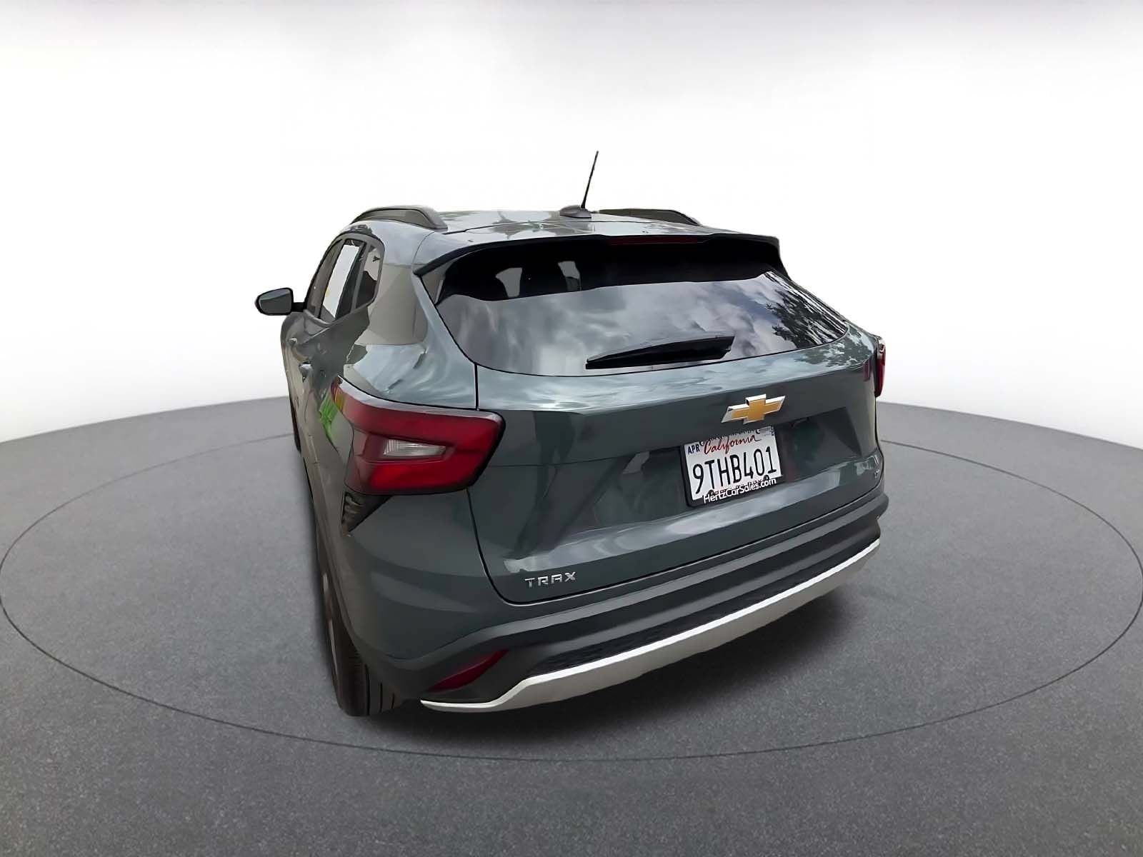 Thumbnail: 2025 Chevrolet Trax - 11
