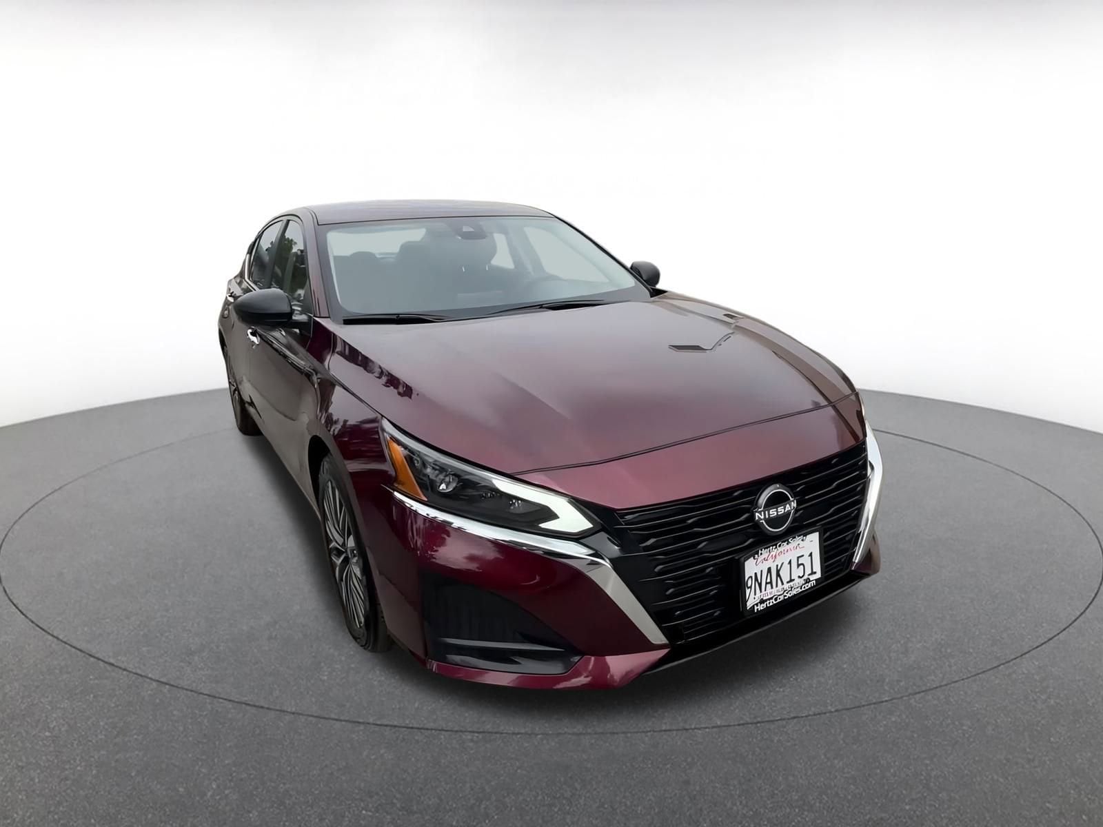 Thumbnail: 2024 Nissan Altima - 3