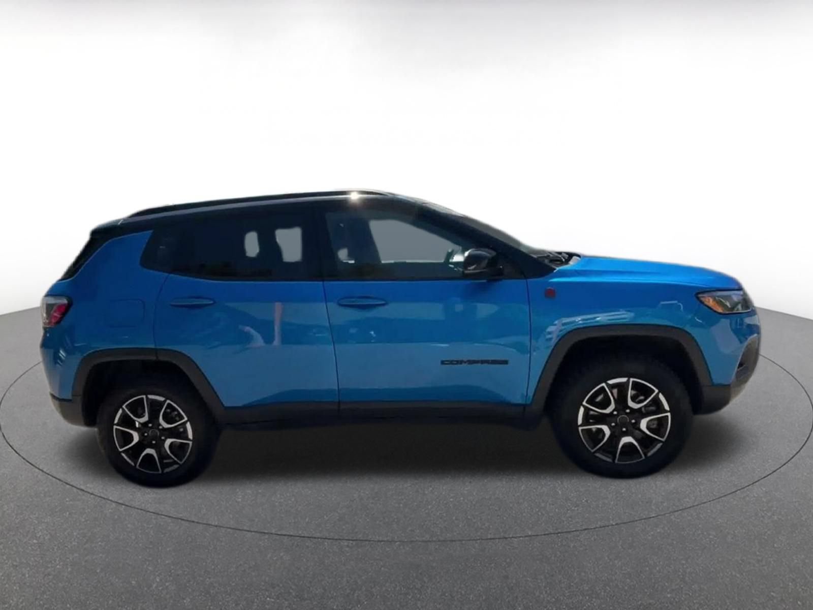 Thumbnail: 2025 Jeep Compass - 15