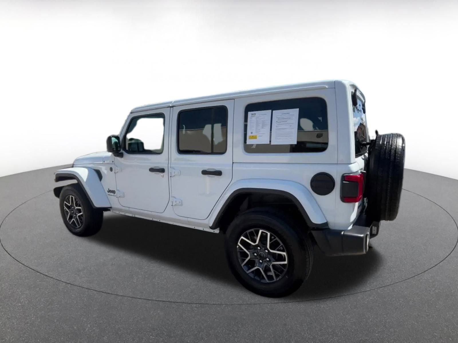 Thumbnail: 2025 Jeep Wrangler - 10