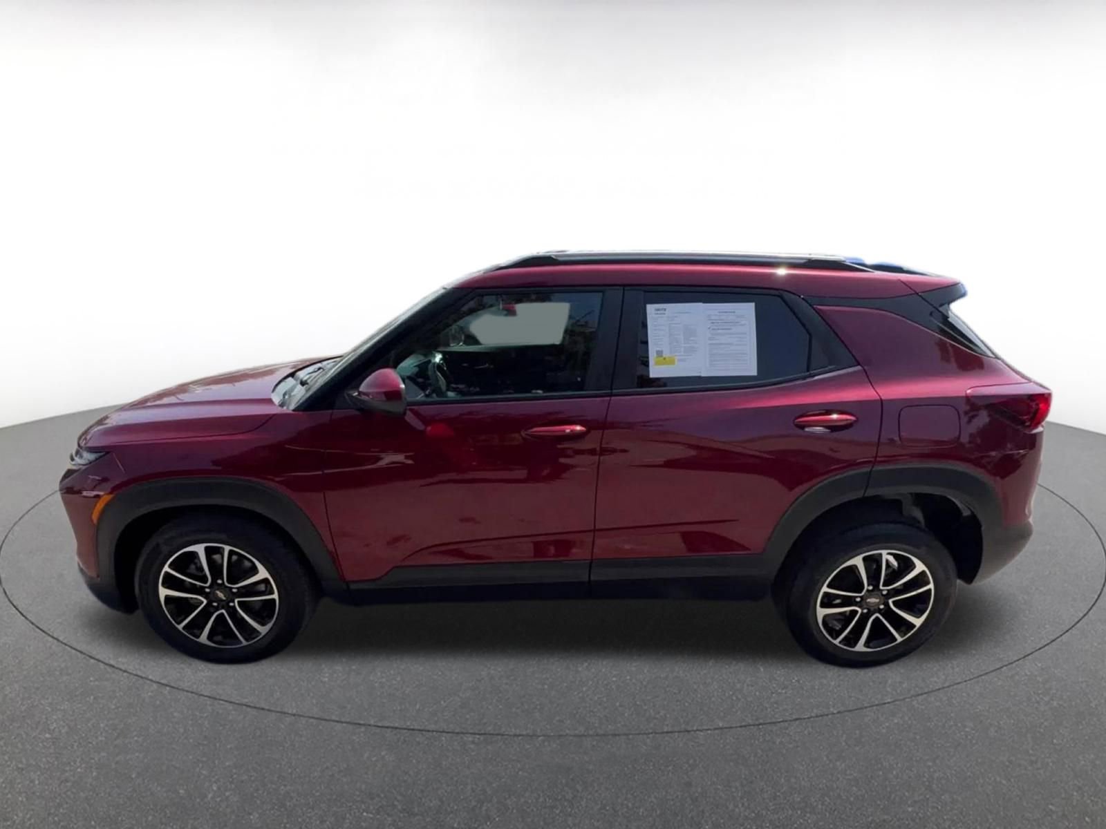 Thumbnail: 2025 Chevrolet TrailBlazer - 9