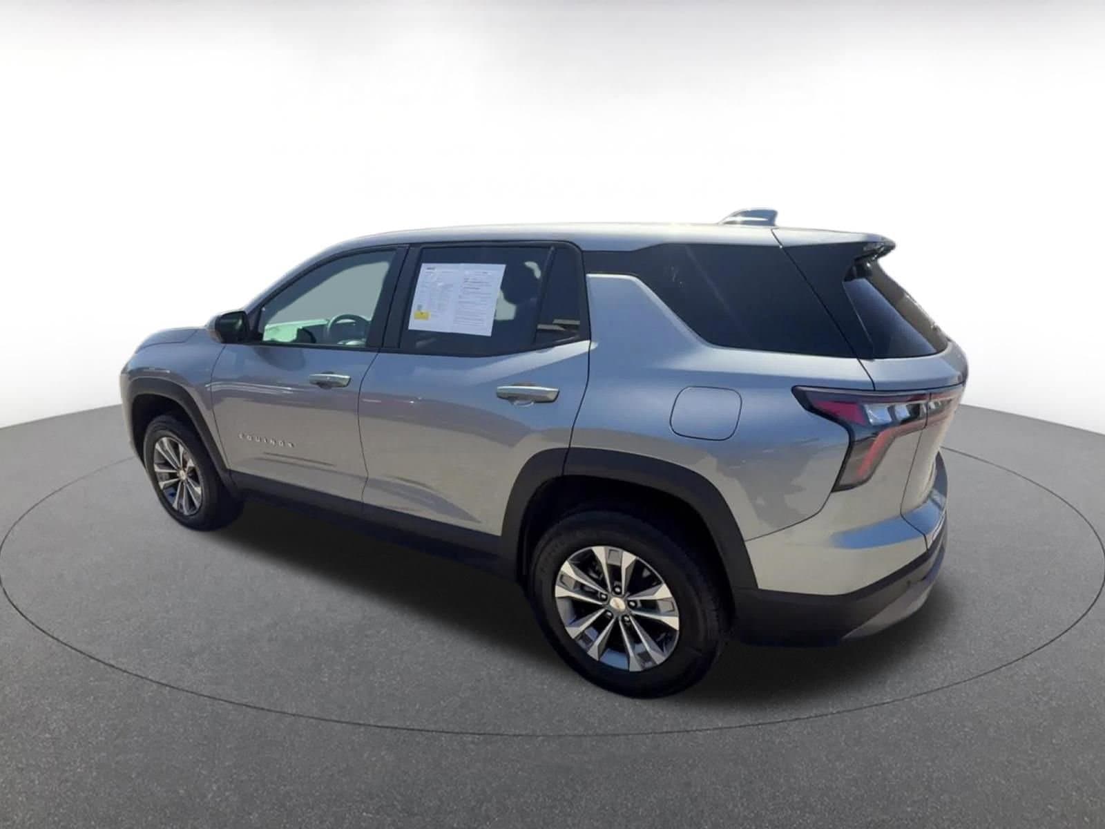 Thumbnail: 2025 Chevrolet Equinox - 12