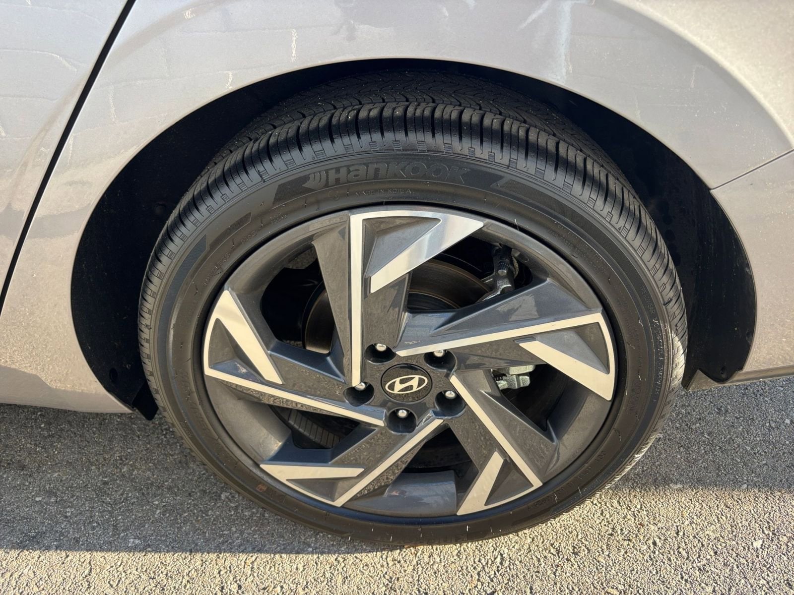 Thumbnail: 2025 Hyundai Elantra - 30