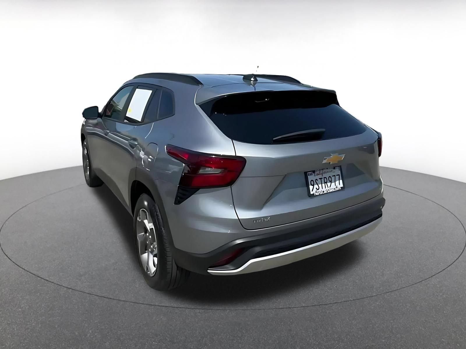 Thumbnail: 2025 Chevrolet Trax - 9