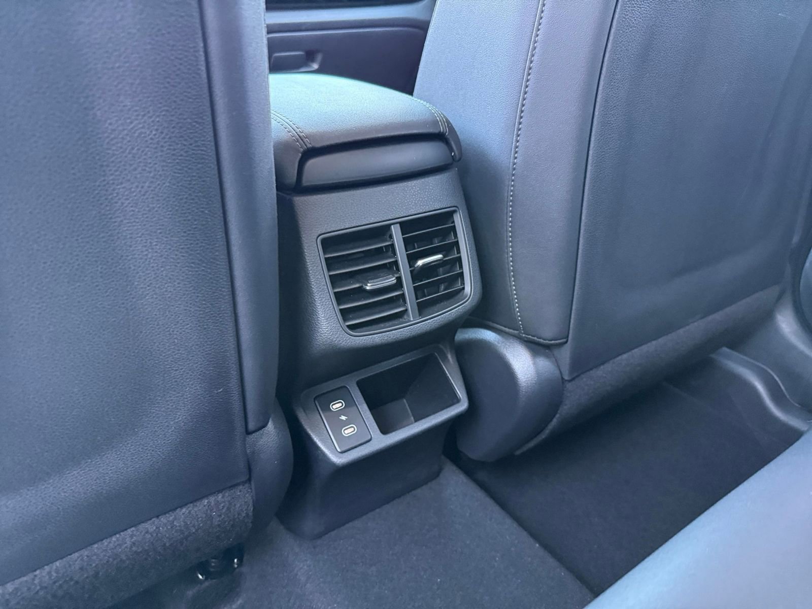 Thumbnail: 2025 Kia Seltos - 23